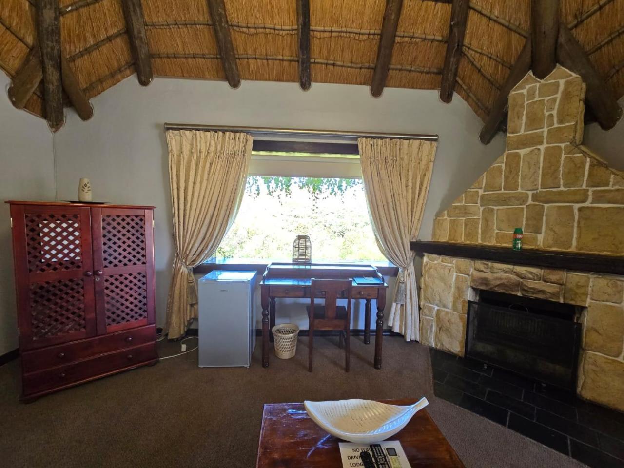 Glen Afric Country Lodge Hartbeespoort Exterior photo