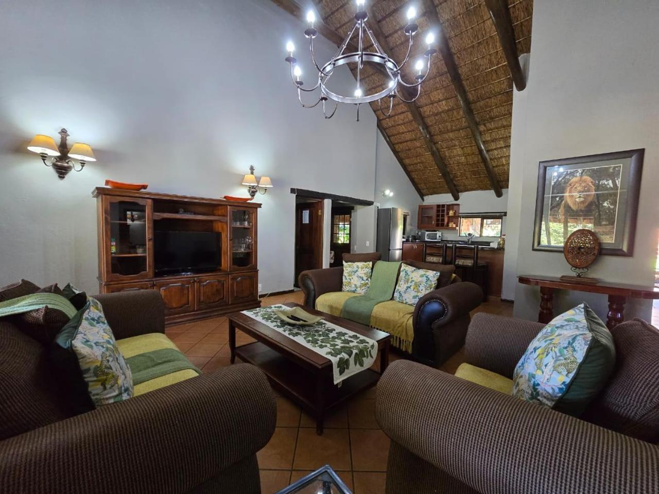 Glen Afric Country Lodge Hartbeespoort Exterior photo
